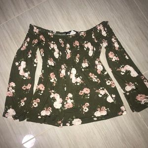 Flower off the shoulders